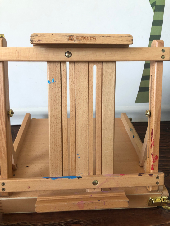 9.5成新便携式画架，画板。一个20元，一...