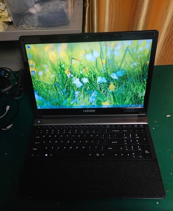 自用革命i7神舟战神四核笔记本CW35s独...