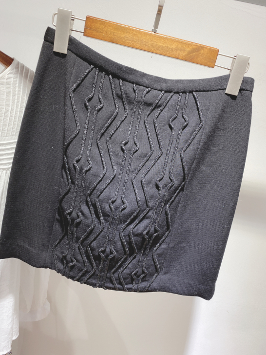 HM 腰裙 尺码：36