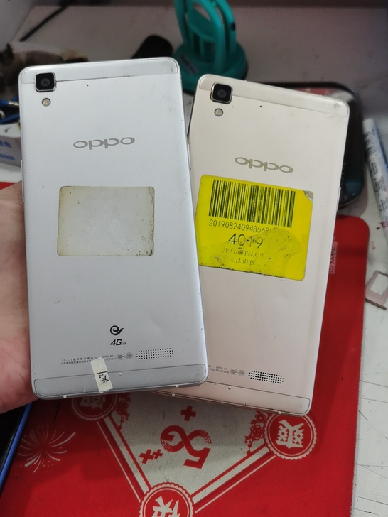两台oppo r7 功能全好 以前用来该串...