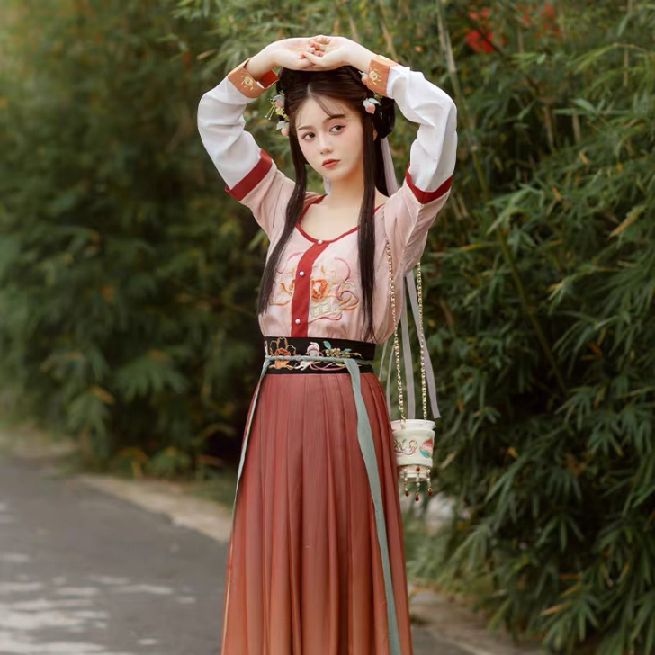 收 袒领汉服 不限于图上款 l码