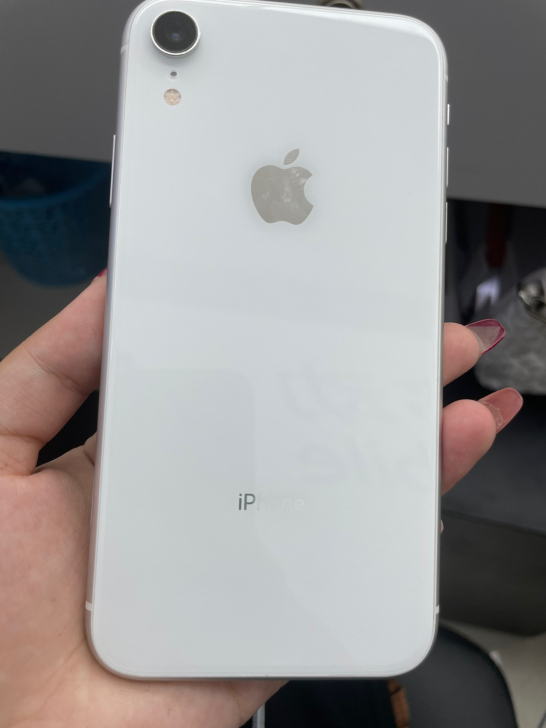 苹果xr128g女生自用无拆无修官换机
