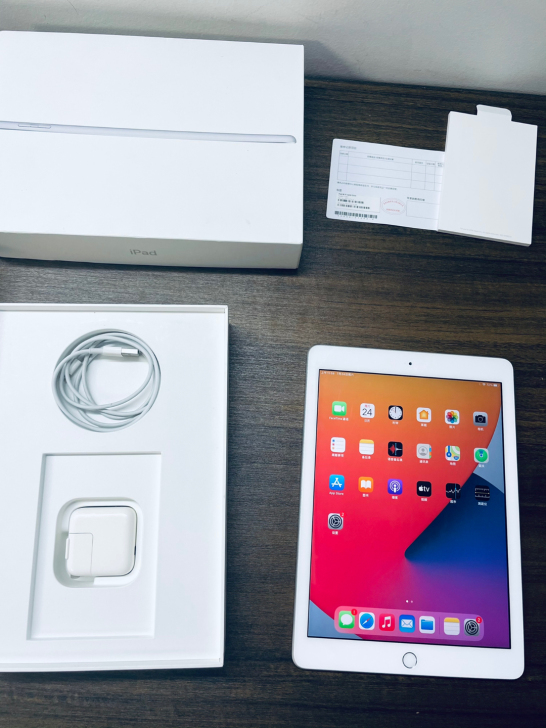 iPad2018款国行32g银色98新  ...