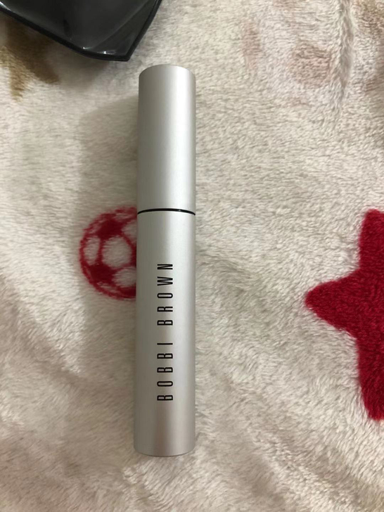 bobbibrown 烟熏纤长睫毛膏 全新