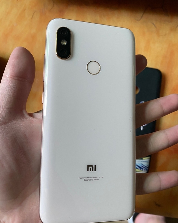 小米8无锁6+128g国行白色原装全网通