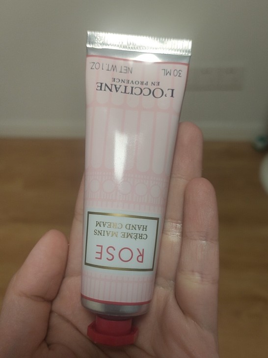 全新，还有半年效期