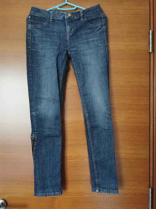 only 后拉链牛仔裤