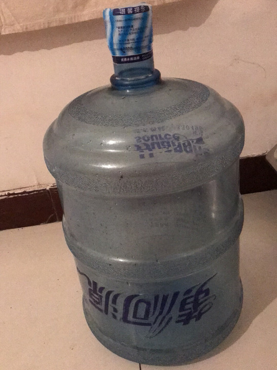 饮水机大桶转卖30元加厚，加厚，加厚水桶，...