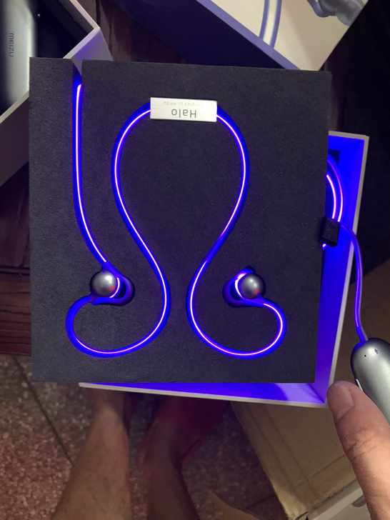 魅族激光蓝牙耳机G20