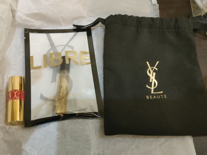 ysl套装