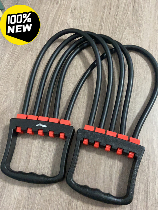 李宁闲置拉力器，全新未使用，20包邮（里面...