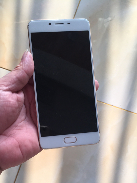 魅蓝e2.32内存全网通，功能正常面部解锁