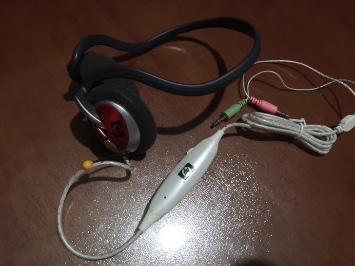 全新，惠普耳机