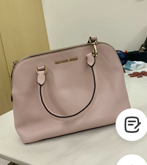 MK樱花粉贝壳包， 尺寸30cm×21cm...