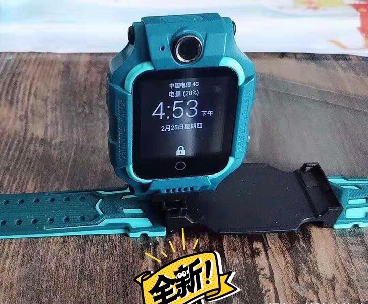 低价处理正品小天才儿童电话手表z6防水多功...