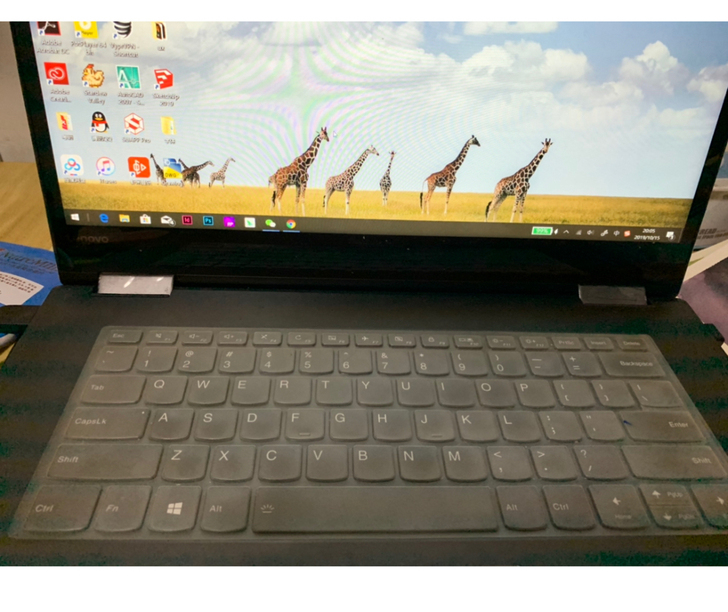 联想 YOGA 720  i5    8g...