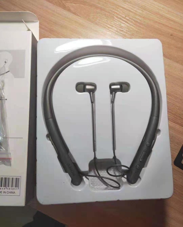 个人转让索尼Sony700挂脖式蓝牙耳机包邮
