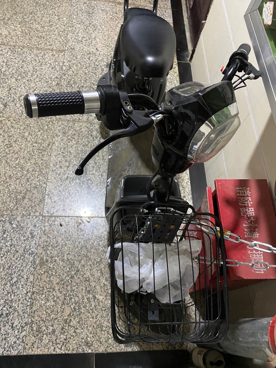 95新48v电动车出售，手续齐全，可以上牌...