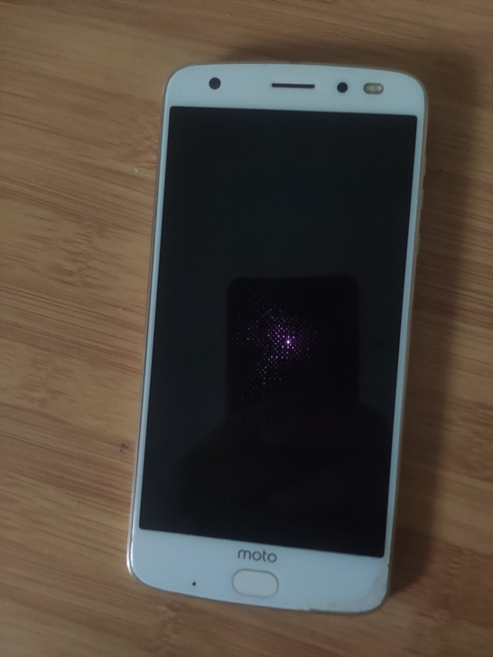 摩托罗拉z2f 摩托罗拉z2018，美版可...