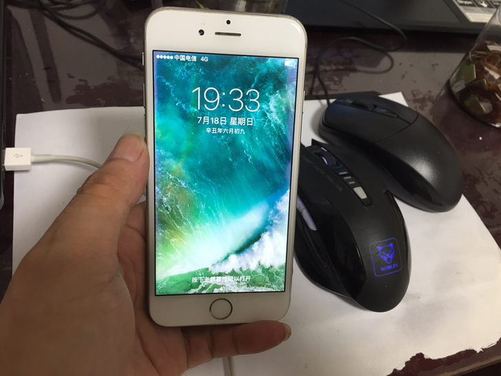 苹果iphone 6手机，64g内存，插卡...