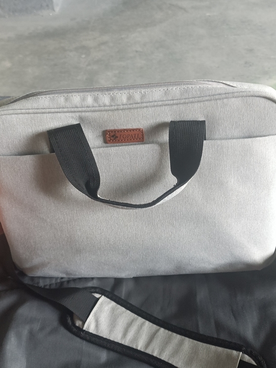 苹果mavbook air 13.3寸电脑...