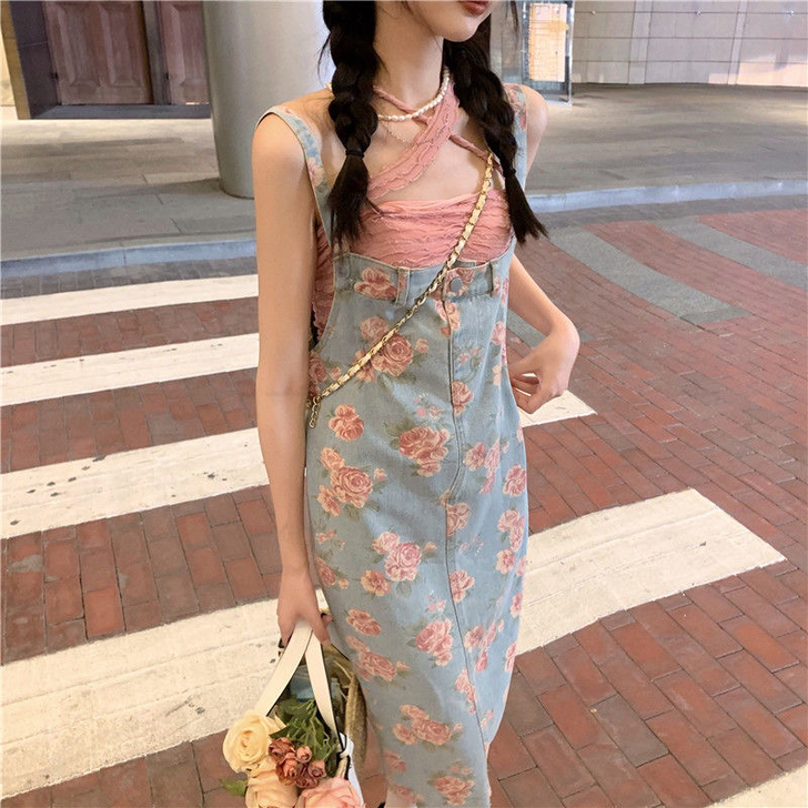 新款仙女夏季碎花背带牛仔a字中长款裙子显瘦...