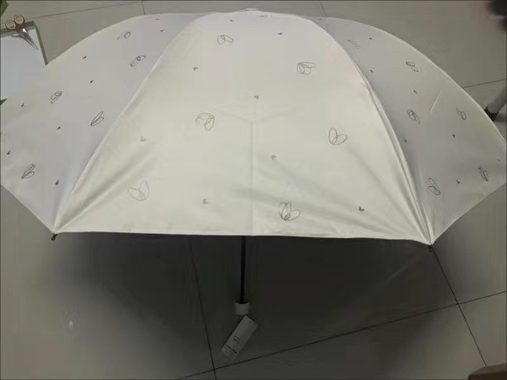清理库存 正品天堂伞三折八骨太阳伞成本价处...