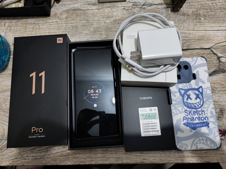 小米11pro顶配12+256紫色，后盖磨...