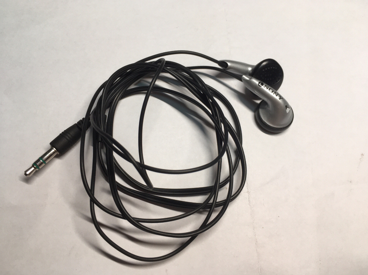 索尼耳机mdr-e706