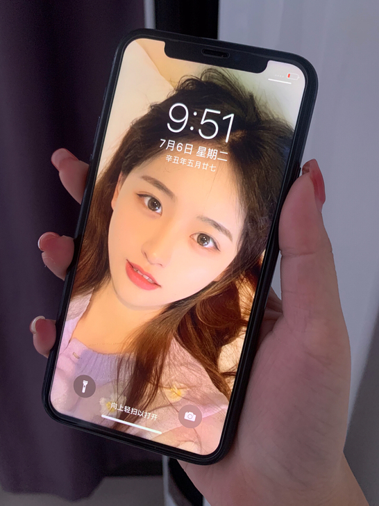 苹果11pro256 暗夜绿 女生自用 底...