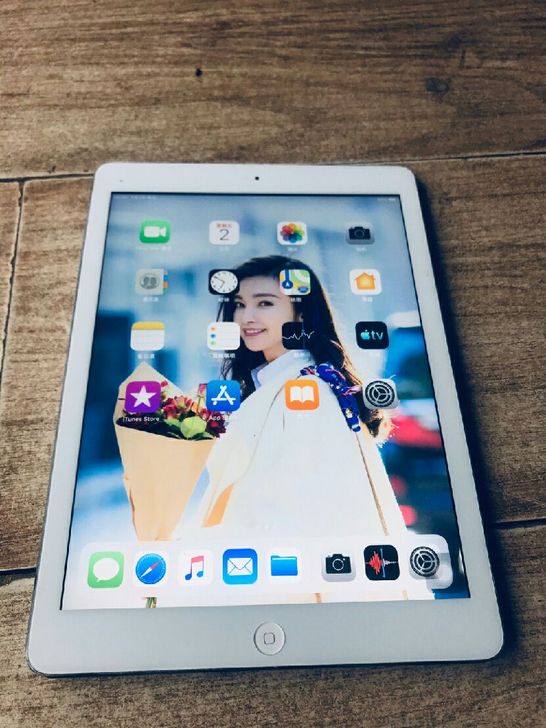 苹果ipad5 air 32g的平板闲置的