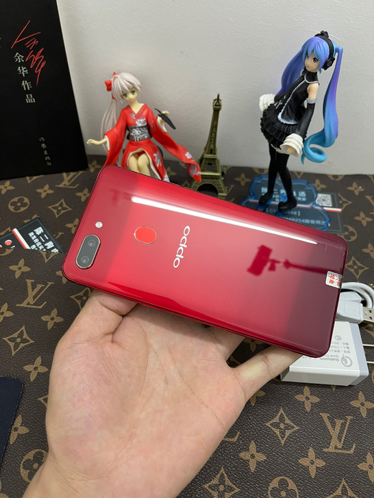 OPPO R15 梦境版 6+128 红色...