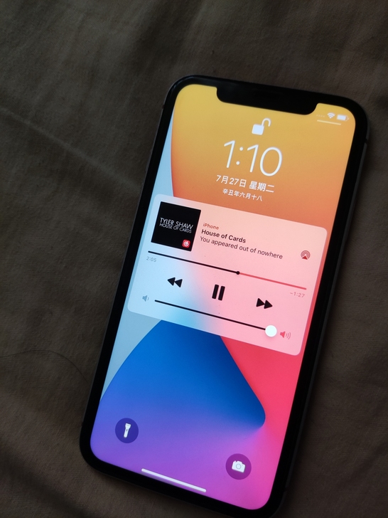 IPhone11有锁64g电池含量85 屏...