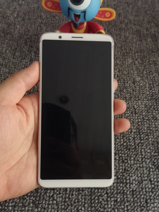 OPPO  R11st   4加64g内存...