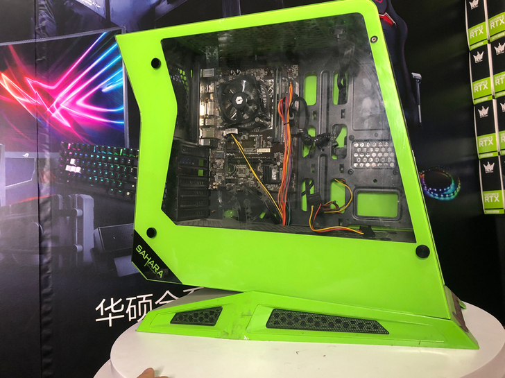 闲置台式机主机一台