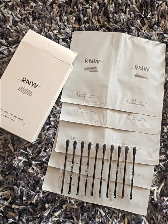 rnw去黑头粉刺鼻贴收缩毛孔