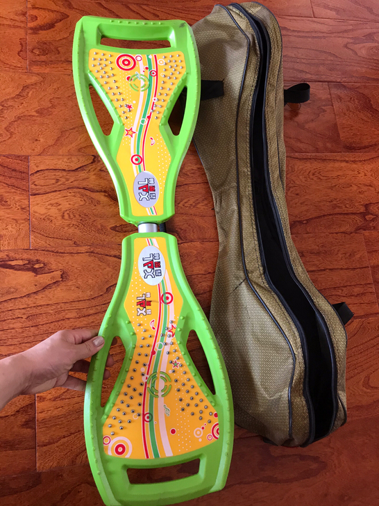 品牌扭扭滑板！8成新！质量很好！可以买来练...