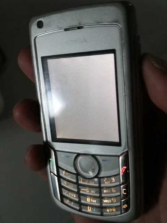 诺基亚6681经典直版手机