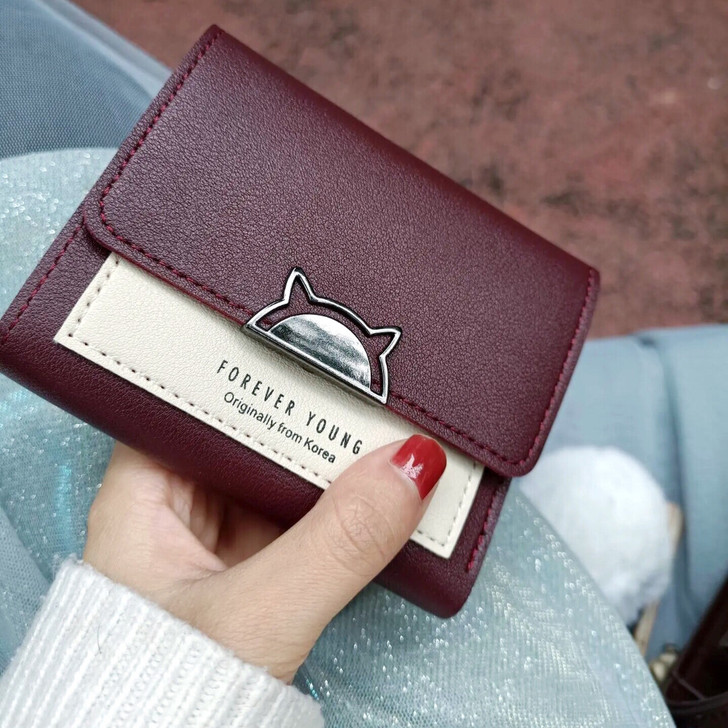 出个闲置女士钱包，专卖店撤柜留下了，剩下几...