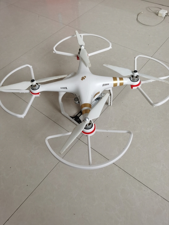 大疆精灵3P，全功能完好，自用，三块电池，...