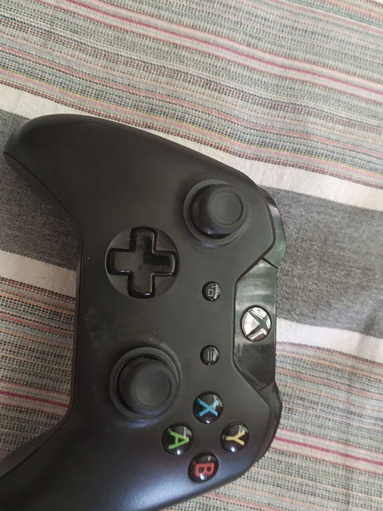xbox one手柄主板和lb键坏了，谁要...