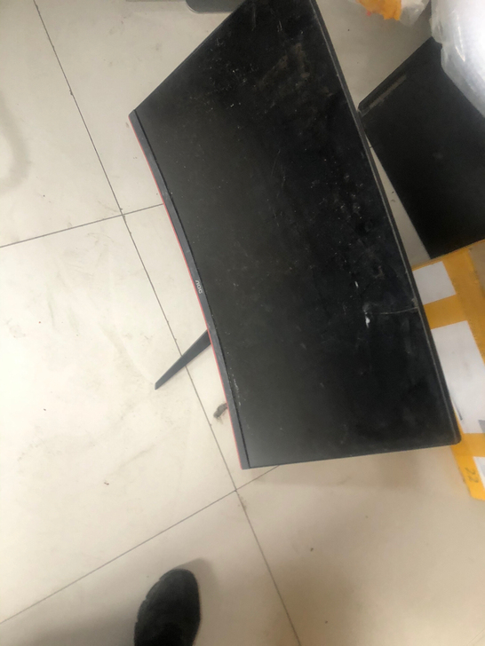 AOC冠捷CQ27G1 27寸碎屏液晶电脑...