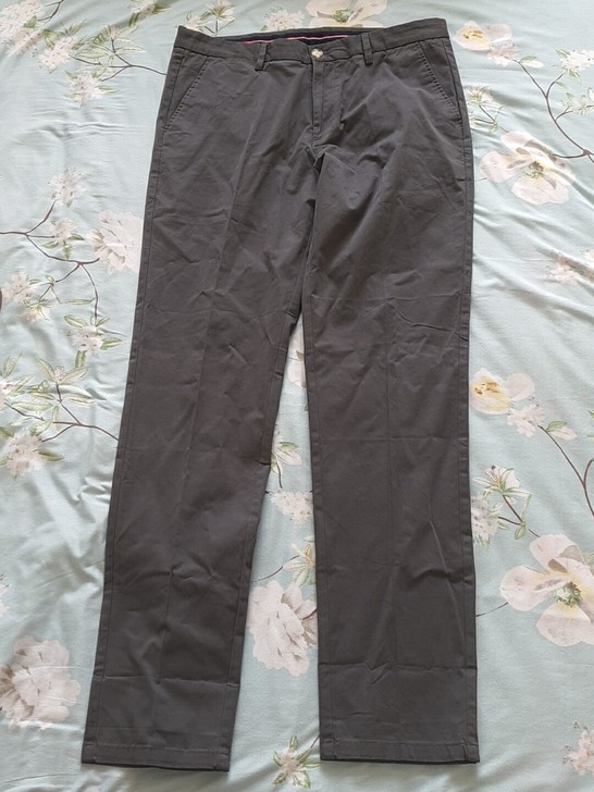 TOMMY JEANS 男款休闲裤34码