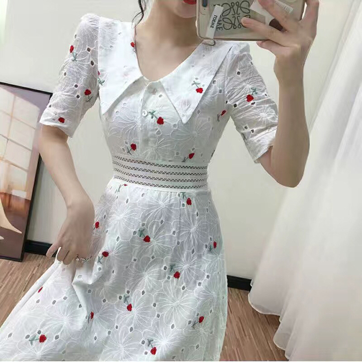 白色连衣裙女2021新款夏天显瘦仙女森系长...