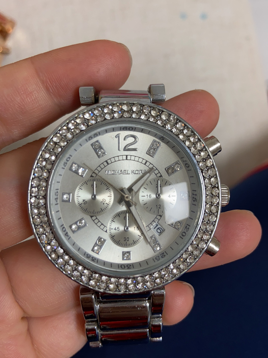 全新MK手表 电子表 最后3块  25一块