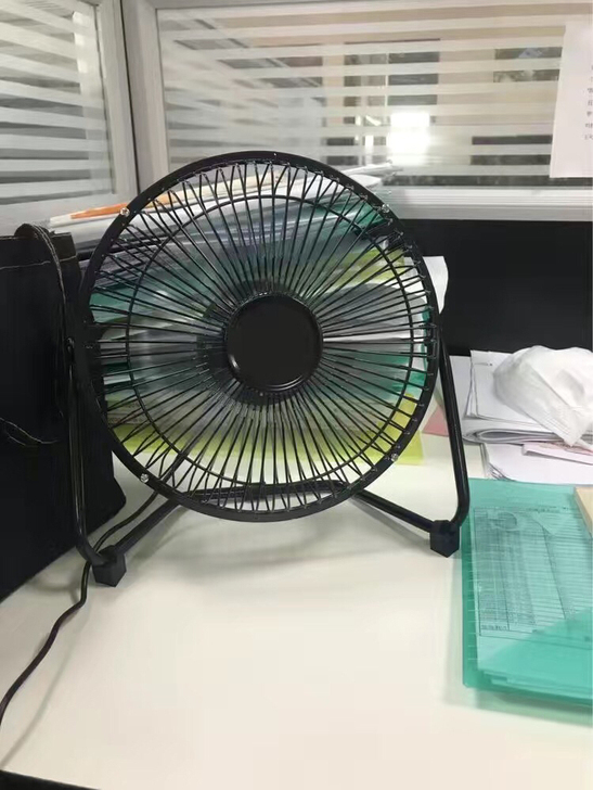亏本处理全新包邮电风扇循包邮 台扇