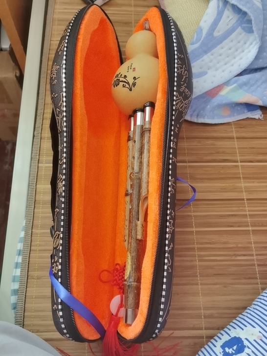 云南筚朗品牌，C调葫芦丝，9.9成新，现货...