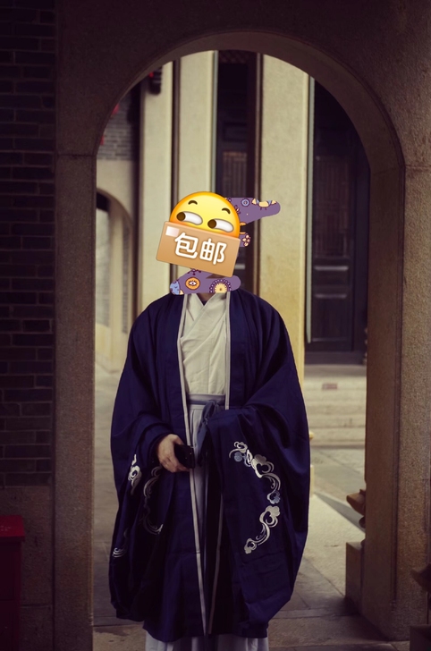 男士汉服一套:广衫袖+大襟衫+片式裙。总原...