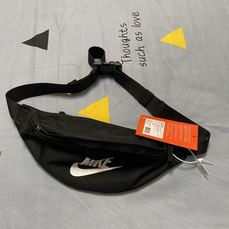 耐克斜挎包腰包斜挎包男多功能大容量耐克运动...