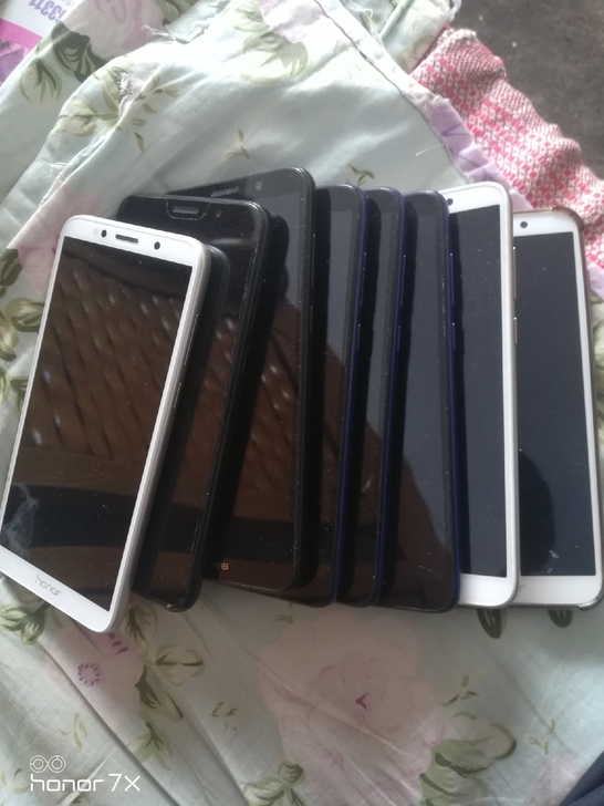 华为畅玩7，畅享8e青春版，成色见图，2+...